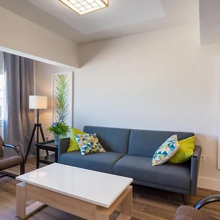 Bhost - La Merced Málaga
